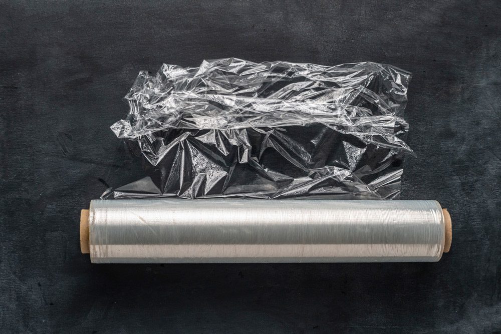 Roll of wrapping stretch film for packing